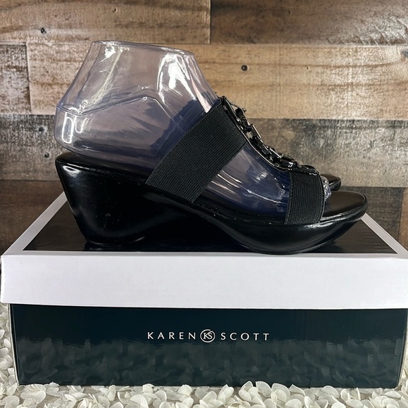Karen Scott Black & Silver Pimaa Sandals Size 5.5 - Picture 1 of 10